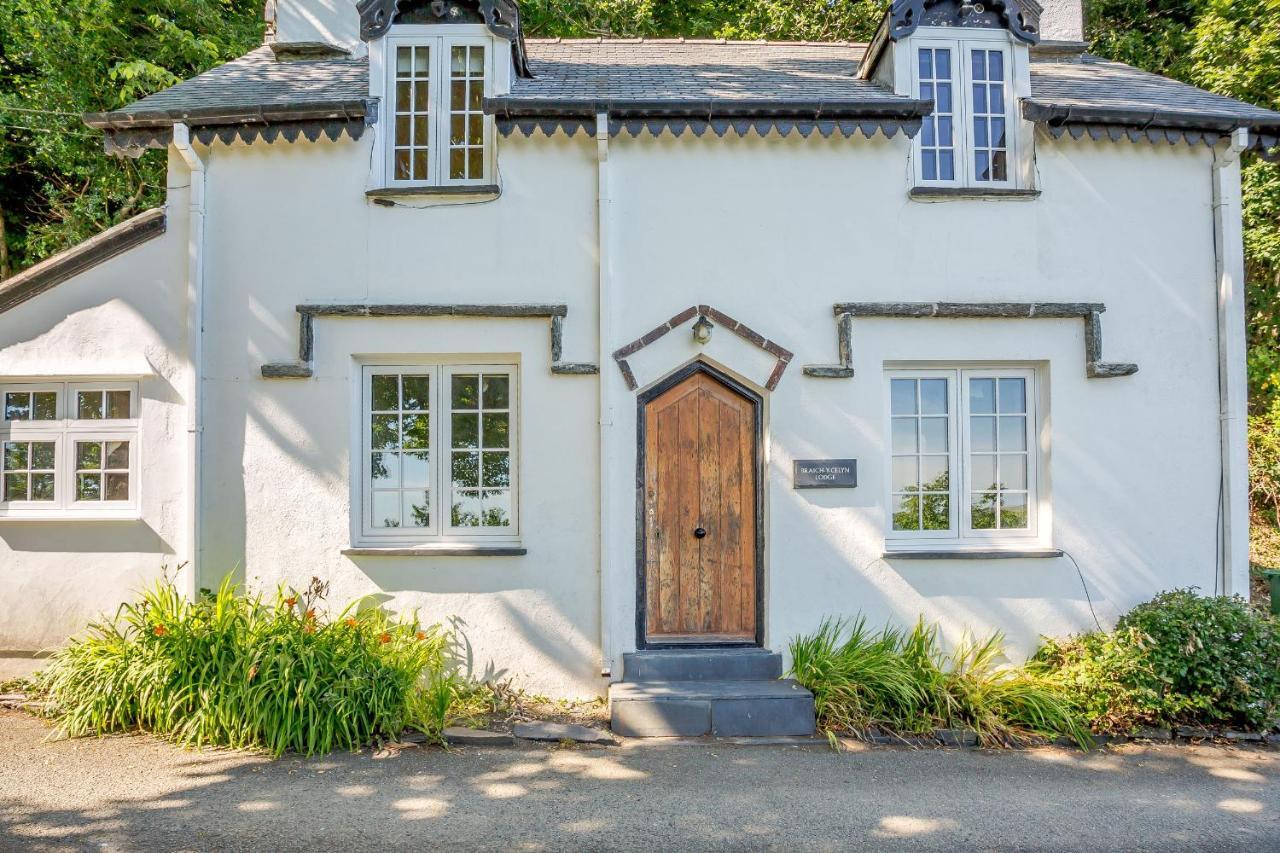 Braich-Y-Celyn Lodge Aberdyfi ภายนอก รูปภาพ